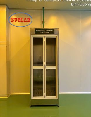 좋은 가격 부드러운 흐름 스프레이 머리 안전 비상 눈 씻기 샤워 큐비클 온라인으로